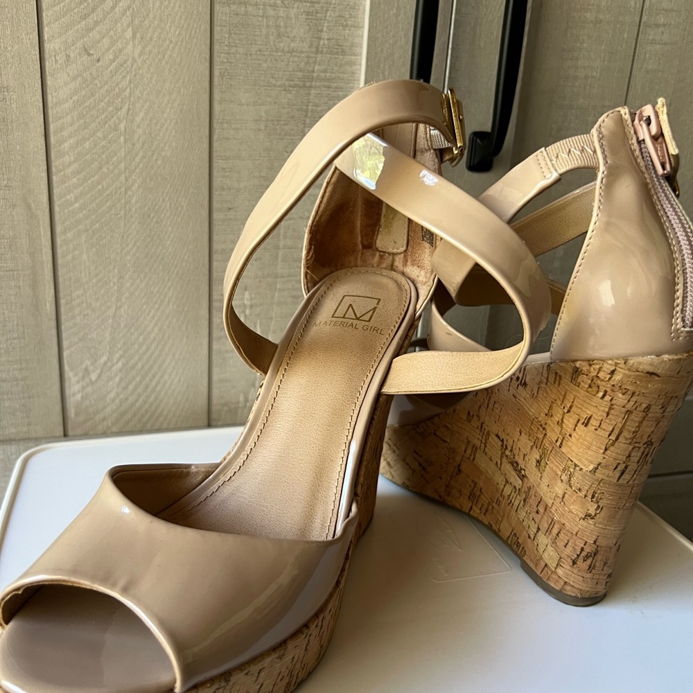 Material Girl, Nude, beach vibe heels, size 7.5, cork heel, Worn Once, Open Toed